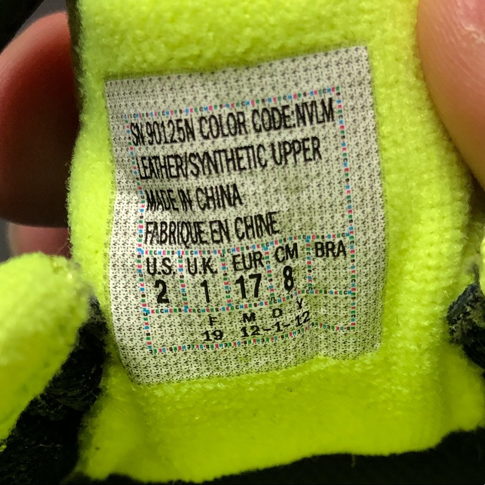Sketchers Crib Shoes Sneakers Baby sz: 2 EUC - Picture 7 of 7